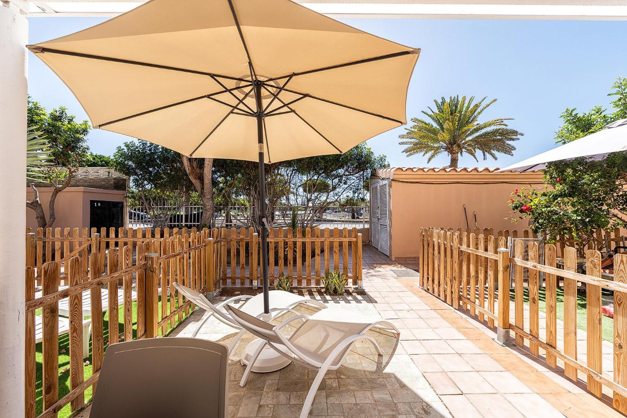 Bungalow En Maspalomas San Bartolomé 外观 照片